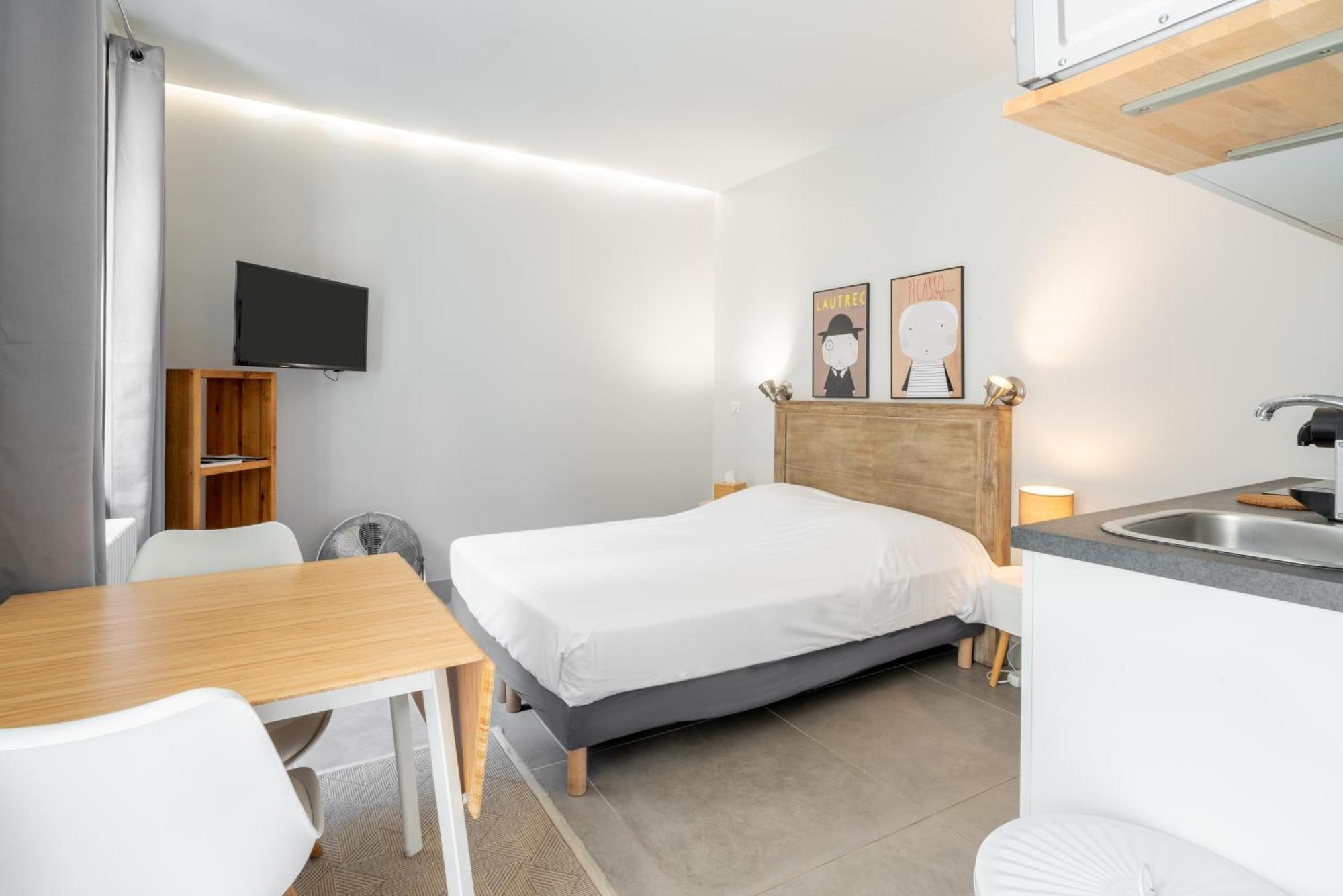 Apparts De L'Oncle Louis Versailles Exterior foto